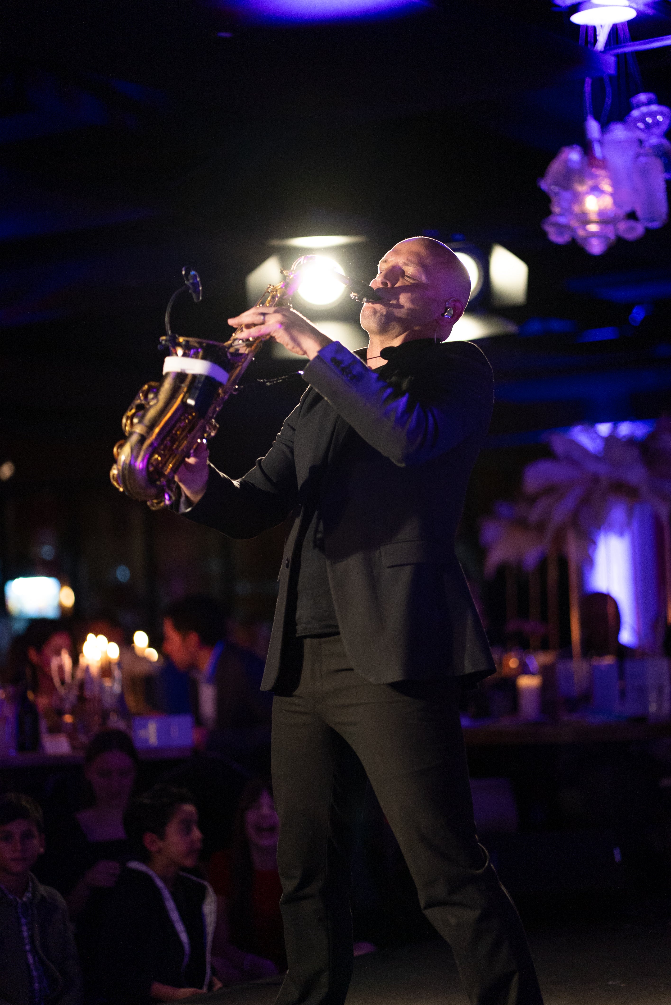 Notre saxophoniste sur la scène du Grand Dîner à Courchevel