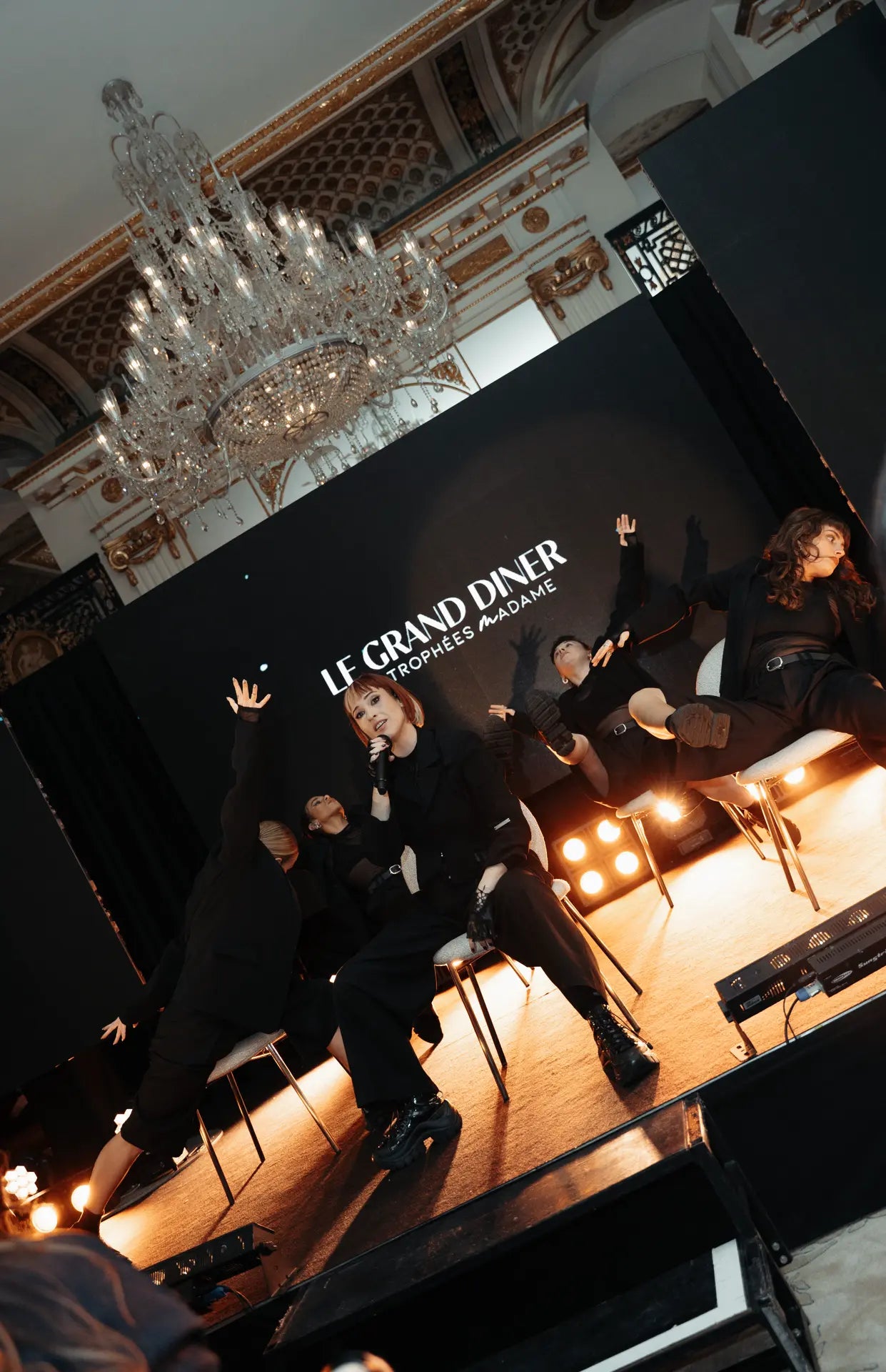 Suzane en performance pendant les Trophées Madame 2026